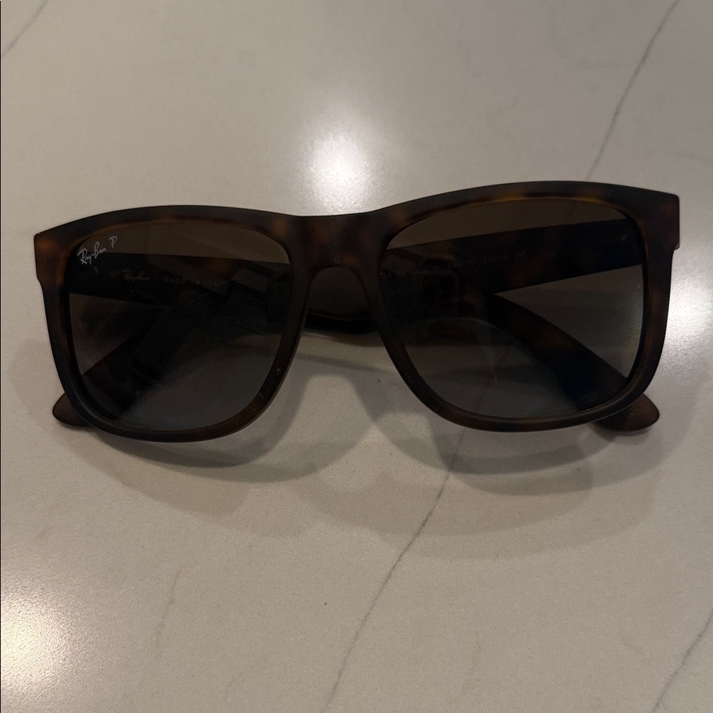 Ray-Ban Classic Brown Sunglasses